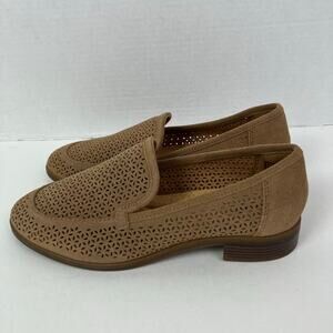 Clarks Collection Sz 7 Wide Trish Cove Slip-On Perforated Suede Loafers Sand Tan